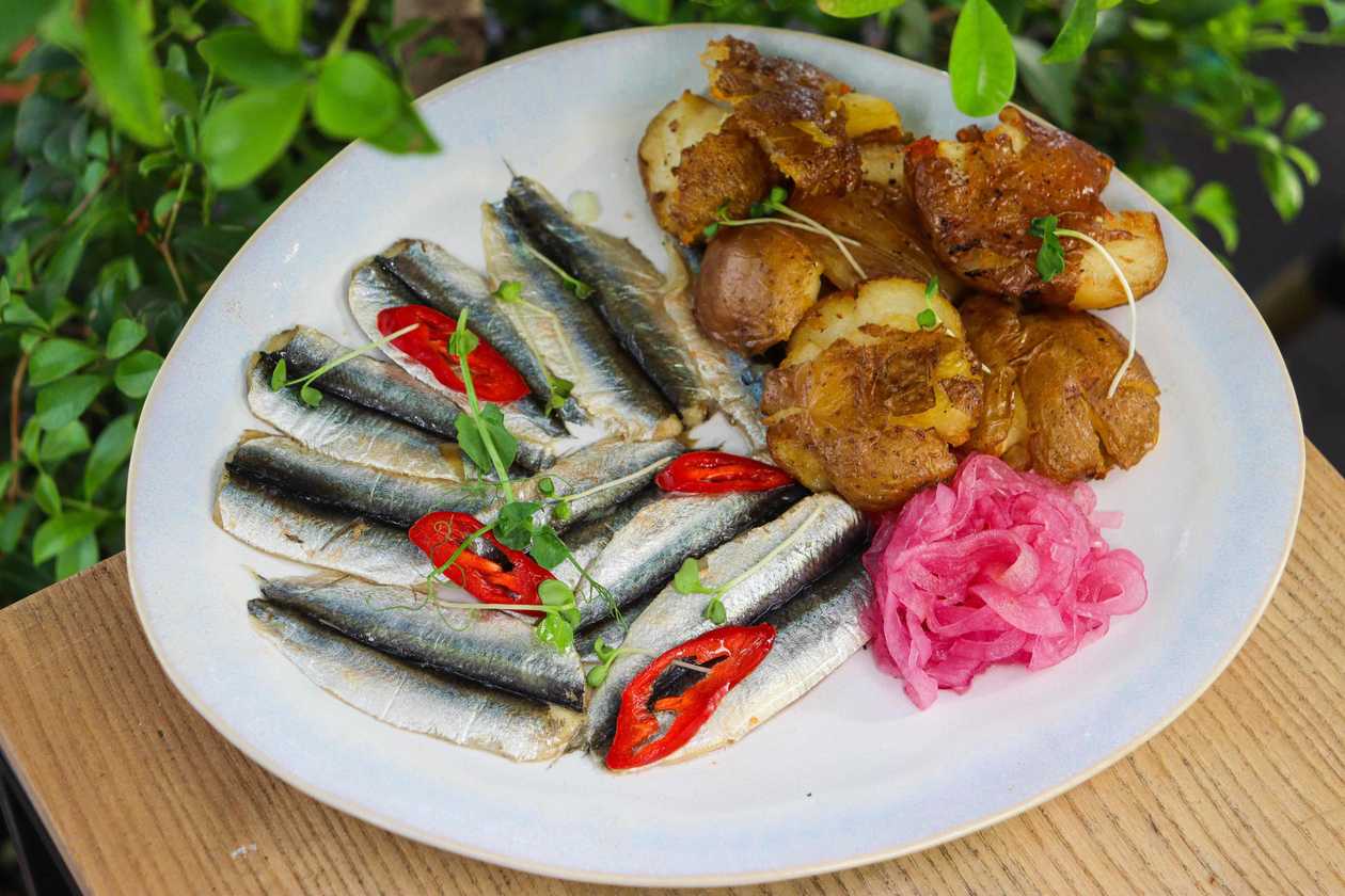 Tyulechka with fried potatoes