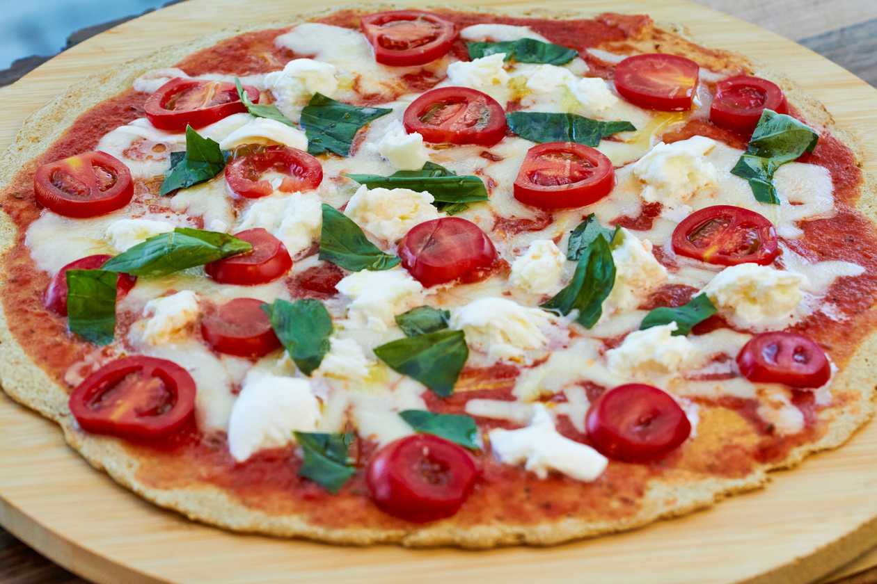 Keto Margherita Pizza