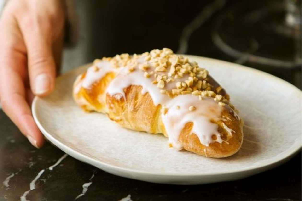 Rogal z Białym Makiem