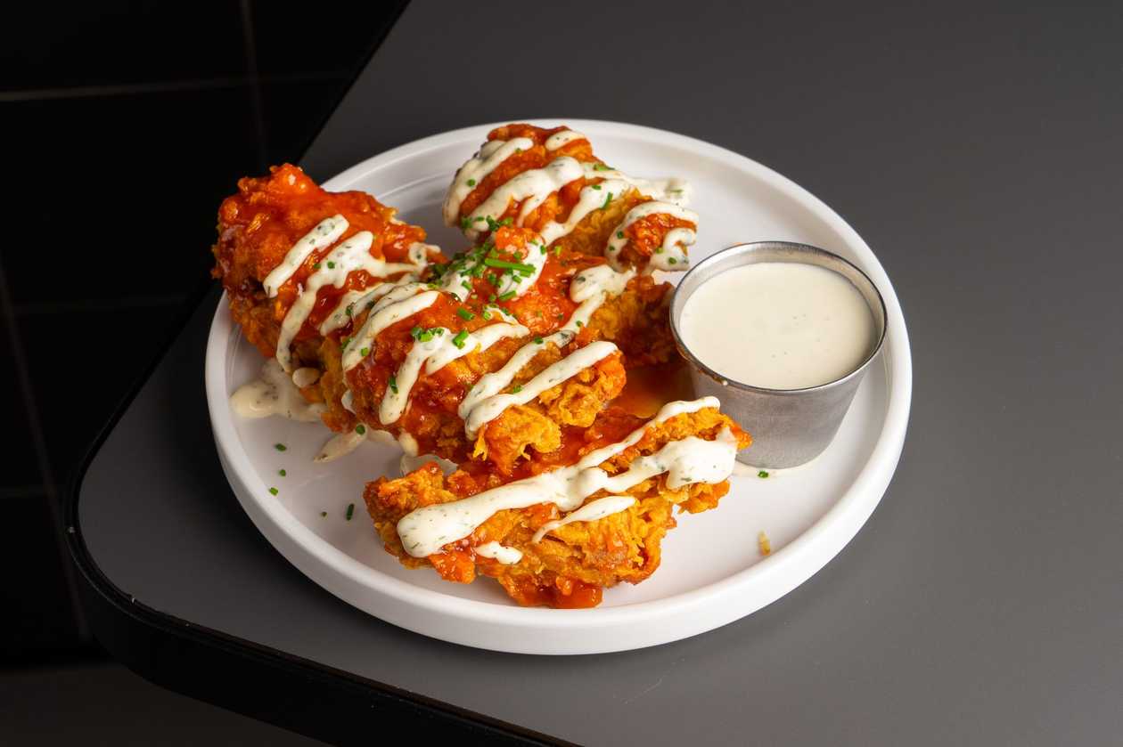 Chicken wings in breading