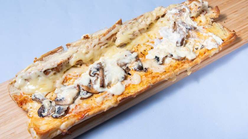 Chicken A La Creme Sub
