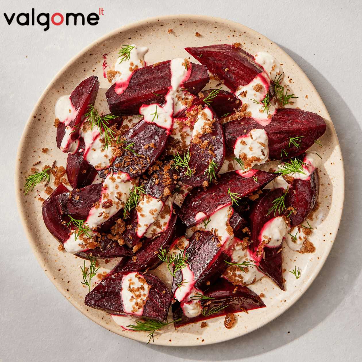 Karštos burokėlių salotos su feta sūriu + sriuba