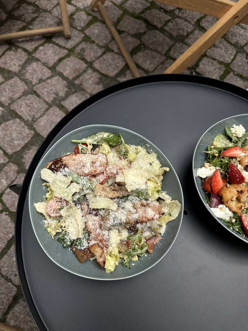 Салат Цезар Moun із куркою