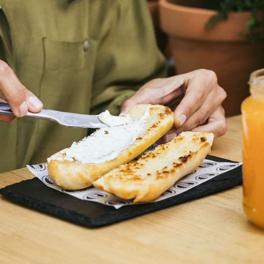 Grilled Bread with Cream Cheese