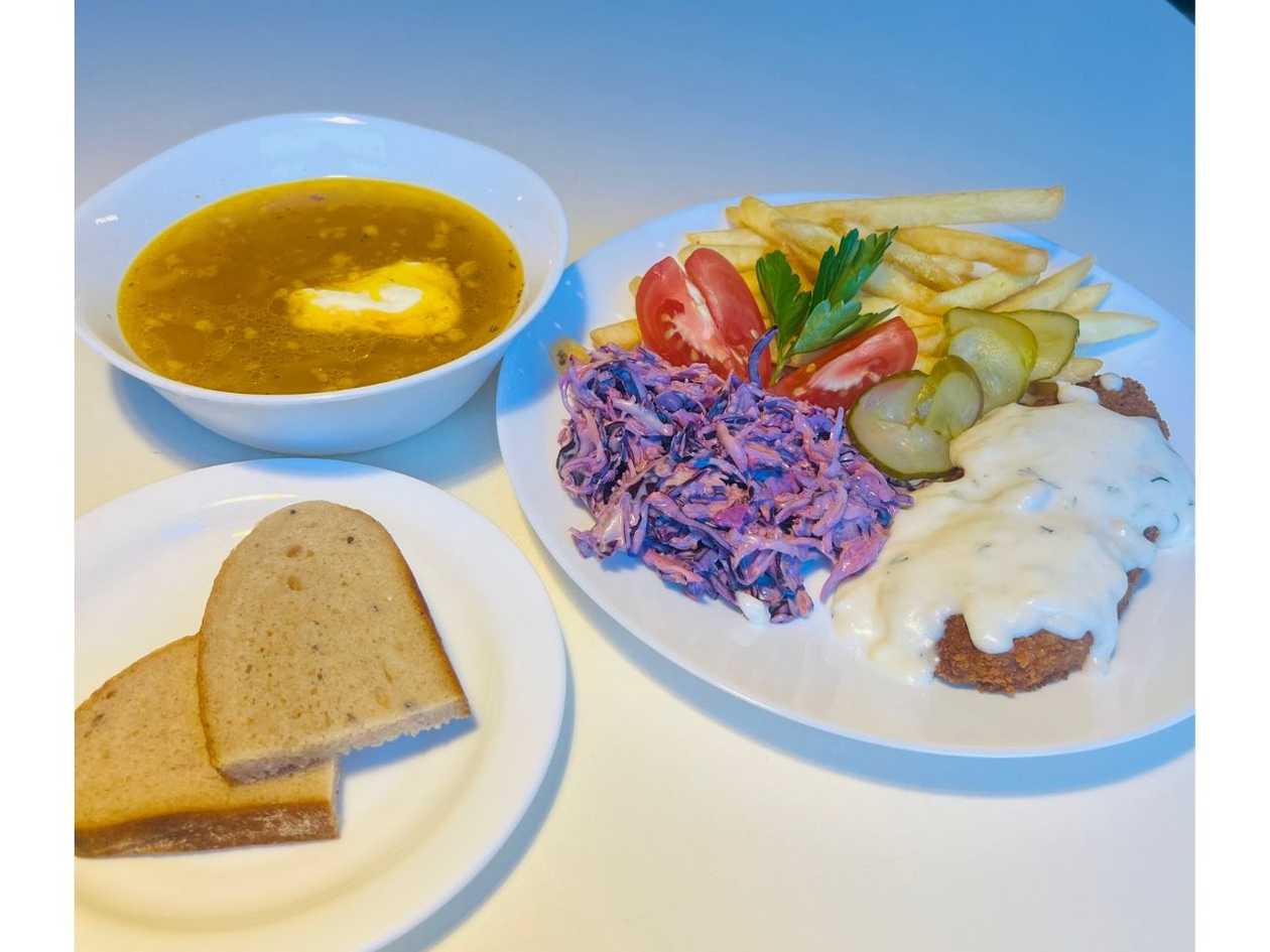 Complex soup + hot dish