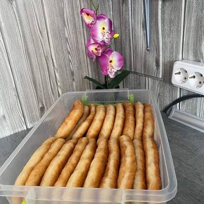 Пиріжок із яйцем та зеленню