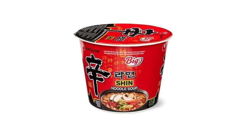 Shin Instant Noodles in a Cup 114g Nongshim