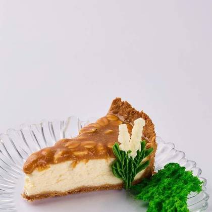 Snickers Cheesecake