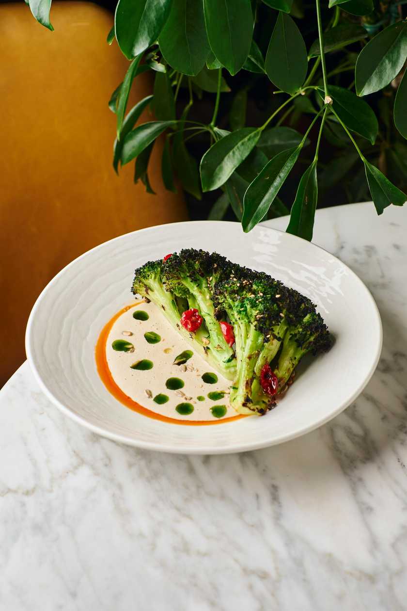 Charred broccoli with cashew sauce – 350g