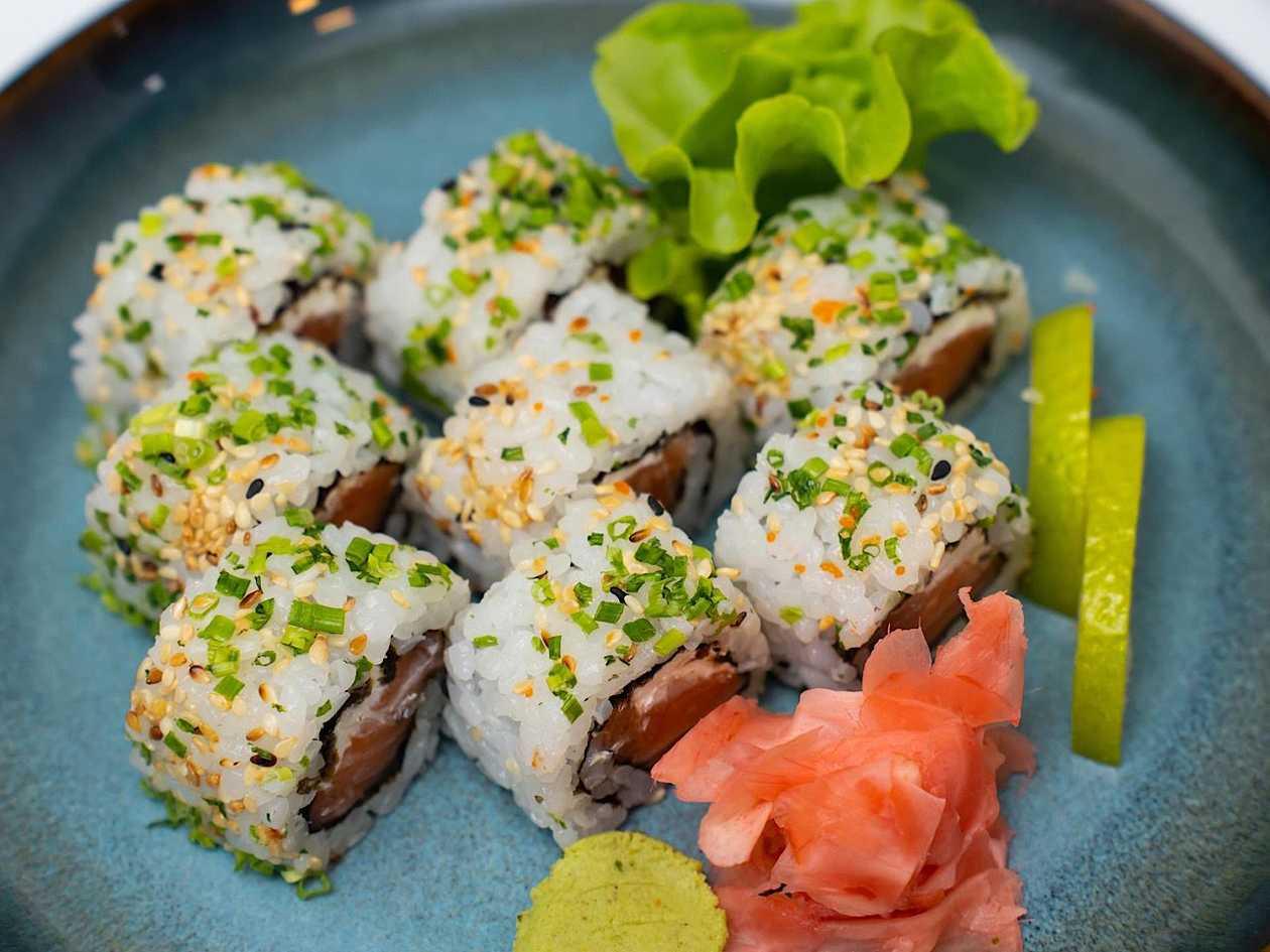 URAMAKI SALMÃO PHILADELPHIA (8 pcs)