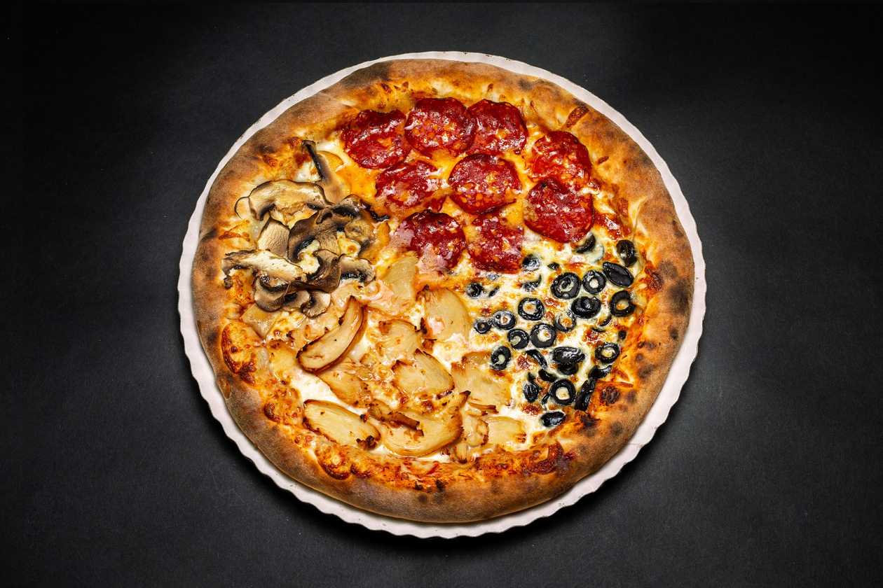 Pizza Quattro Stagioni Medie 600Gr.