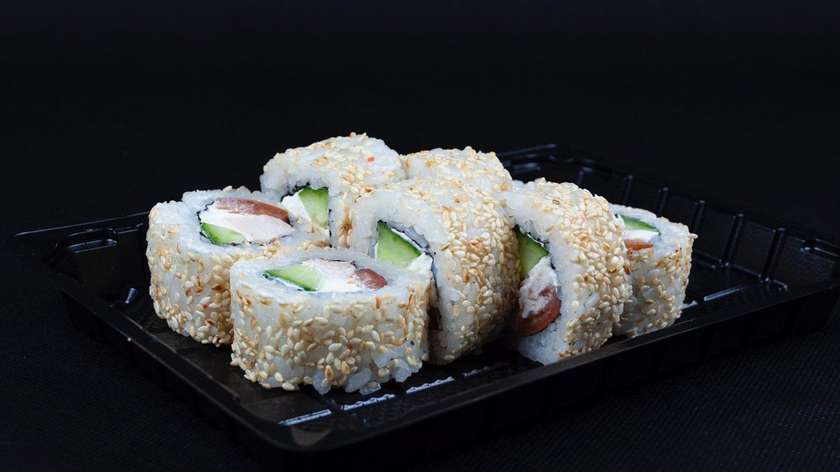 18. Sushi with chicken