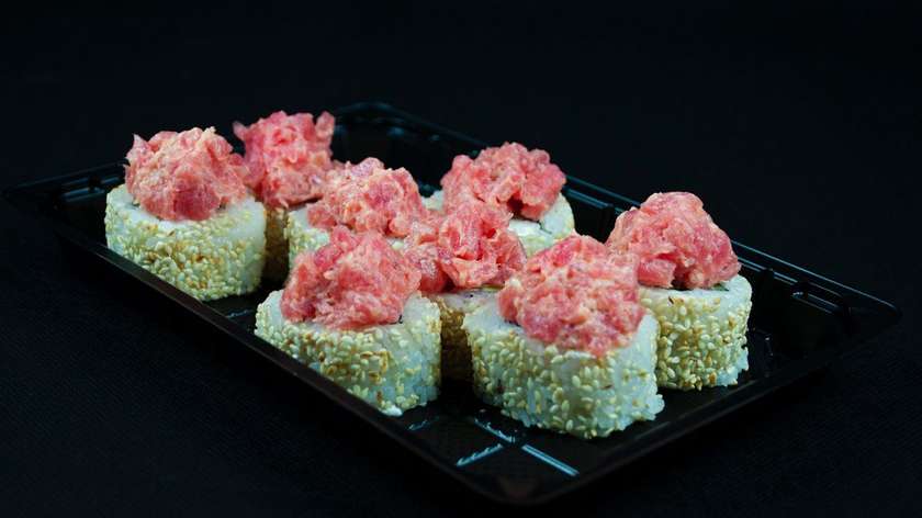 17. Spicy tuna tartare