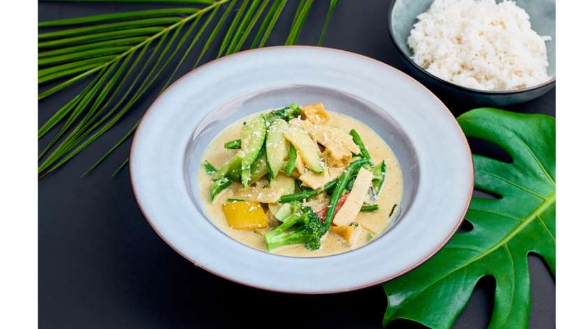 Zielone Curry z Warzywami i Tofu