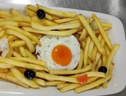 Steak Sandwich on a Plate