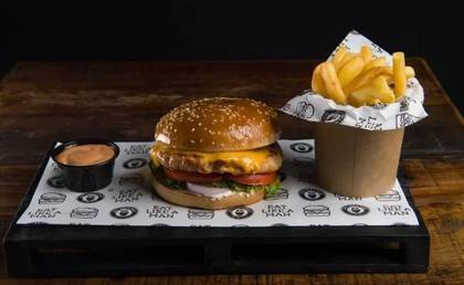 Meniu Chicken Burger