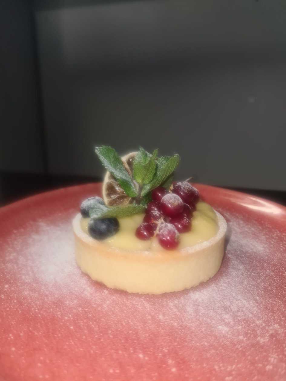Tarta con crema di limone