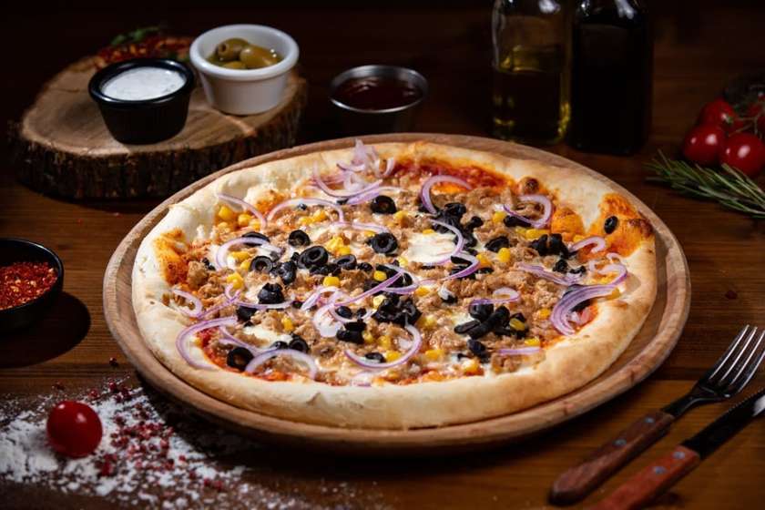 Pizza cu Ton