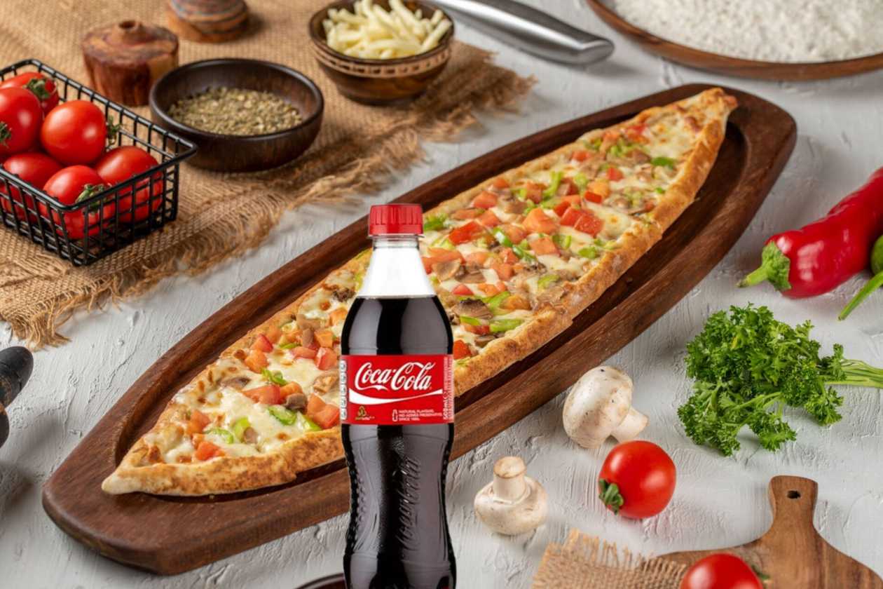 VEGETERYAN PİDE  + İçecek (300 ml.)