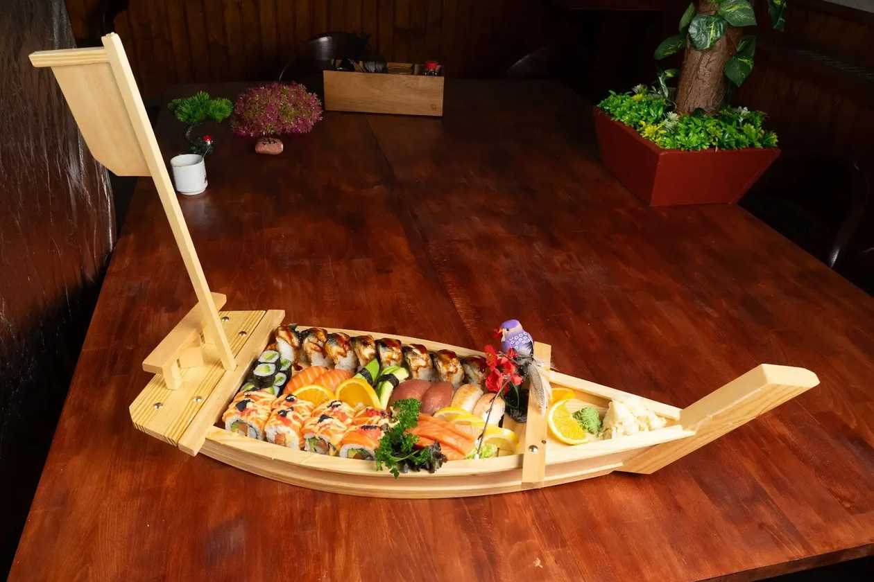 Sushi boat S52 sushi vegan set