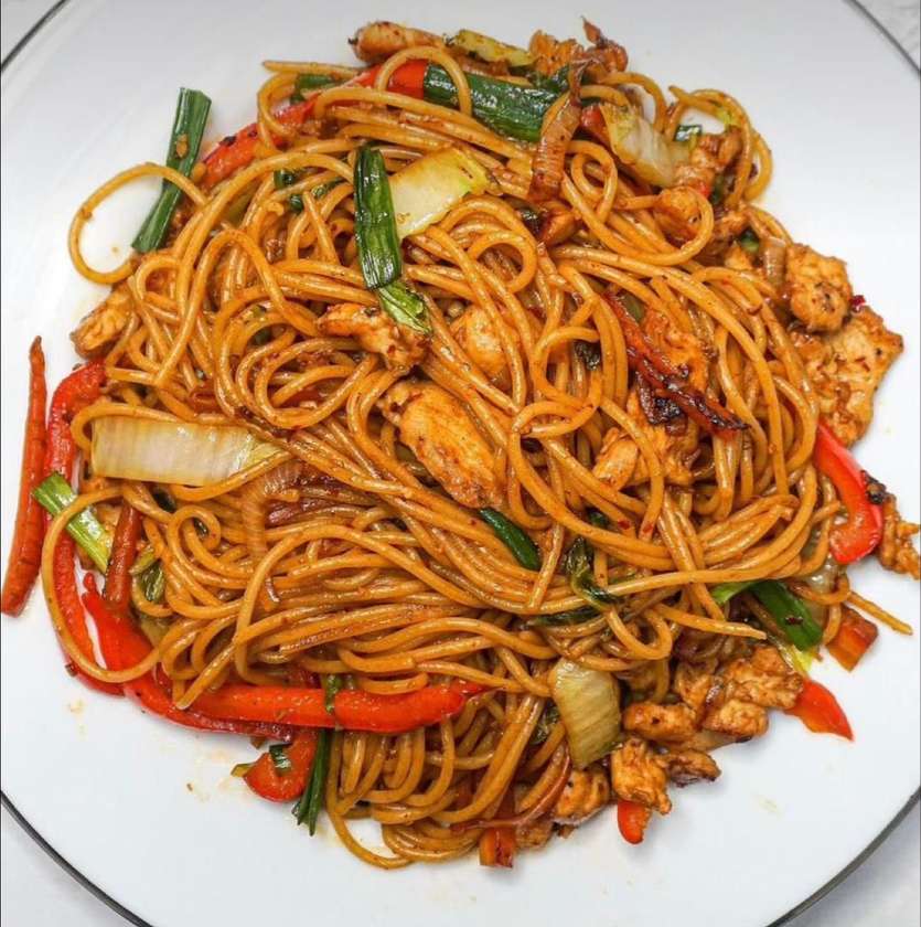 Chicken and beef indomie