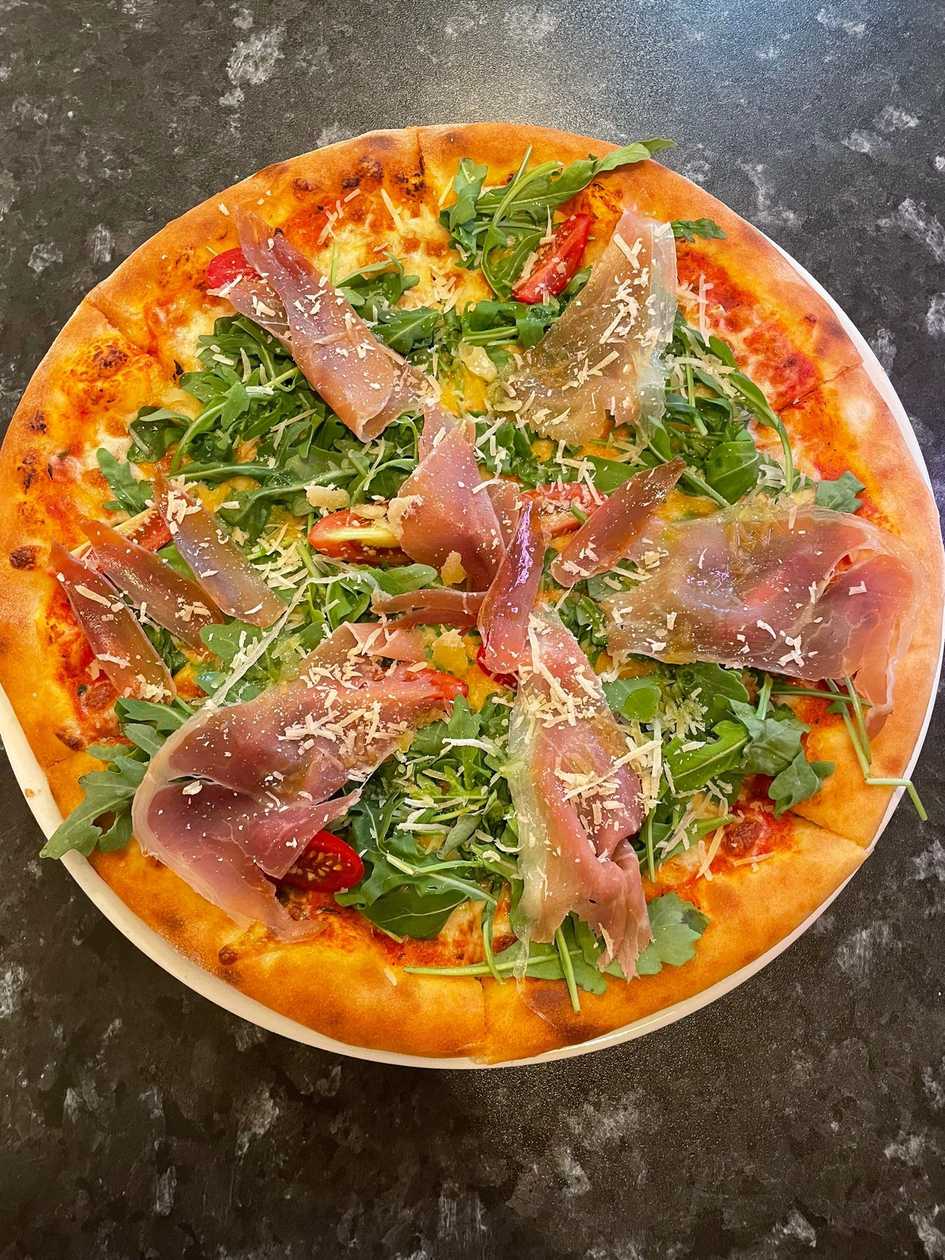 🎁 2-for-1 - Suspended Feather pizza
