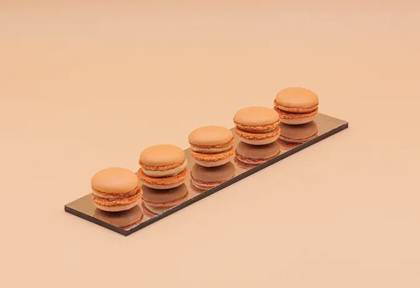SALTED CARAMEL MACARONS