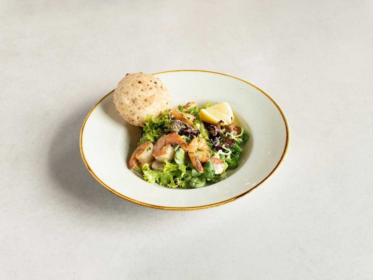 Salad with Shrimps
