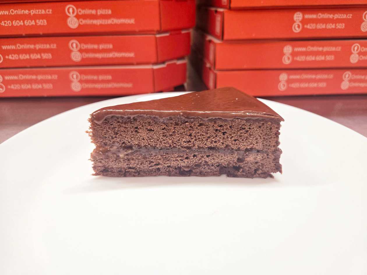 Sacher Novinka