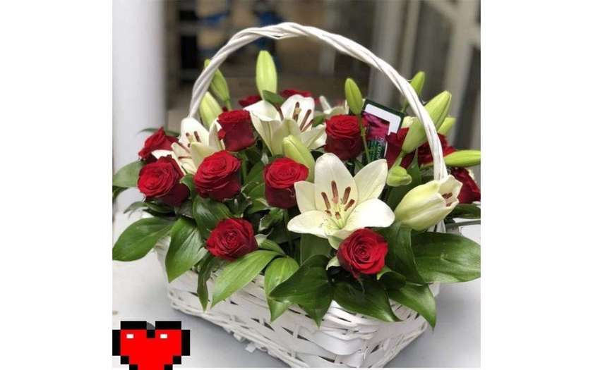 Lily And Rose Composition