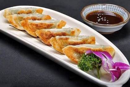 U074.Gyozas