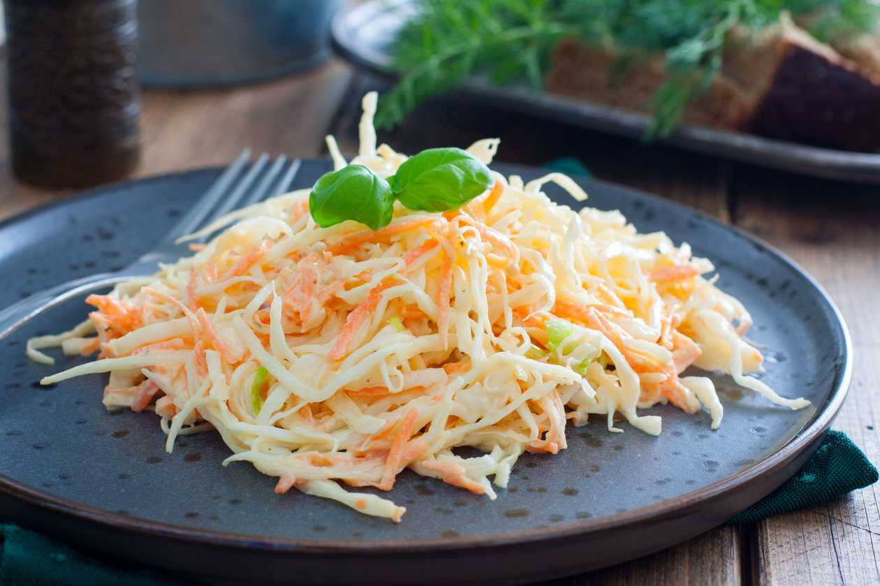Salatã coleslaw