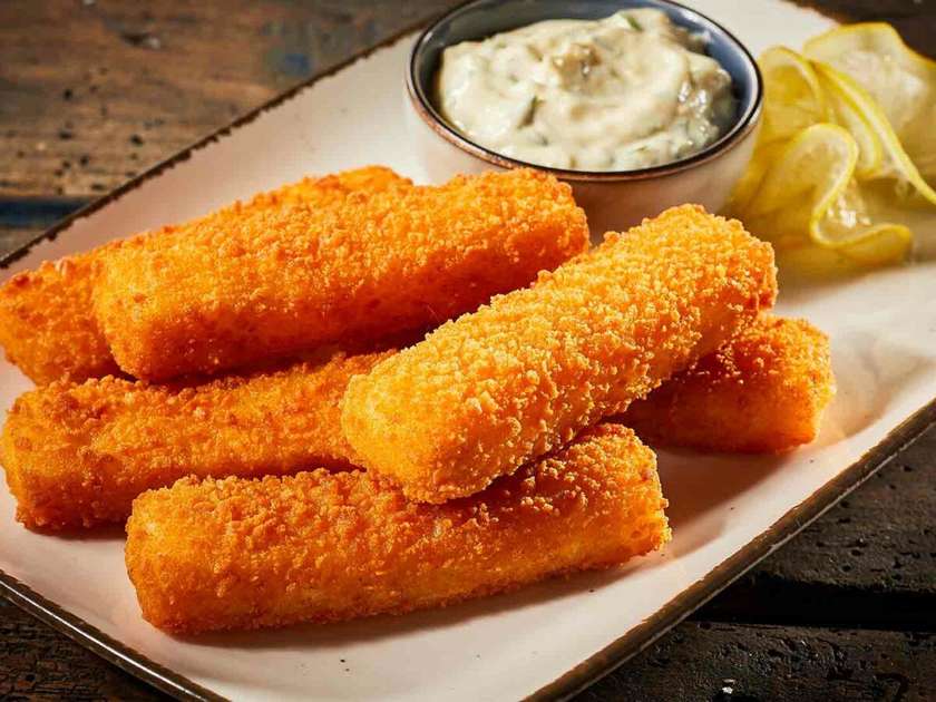 Fish Fingers with Masala Chips