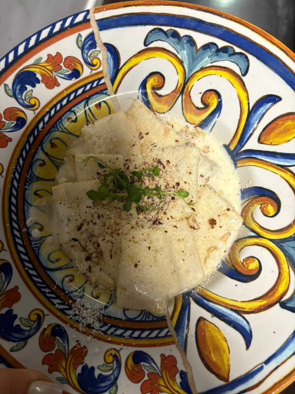 Mezzi paccheri rigati quattro formaggi