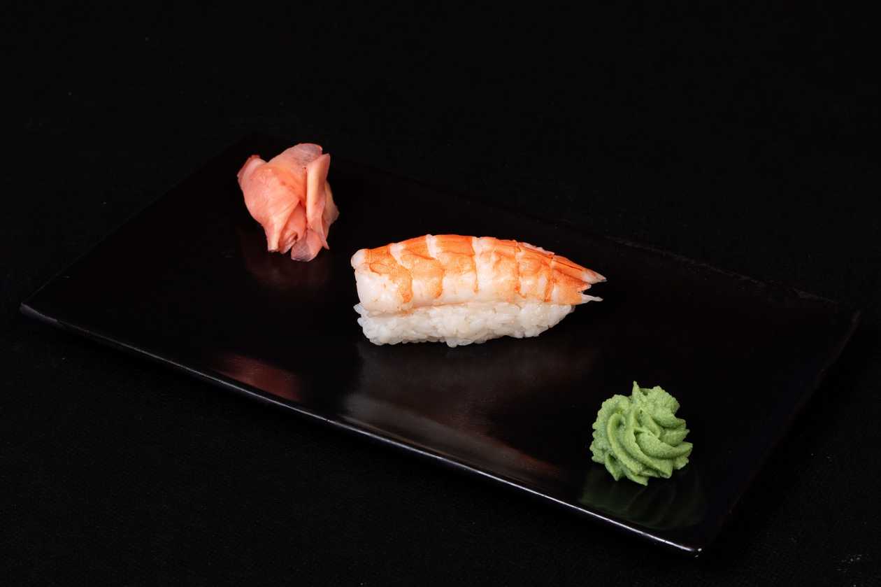 3. Ebi nigiri