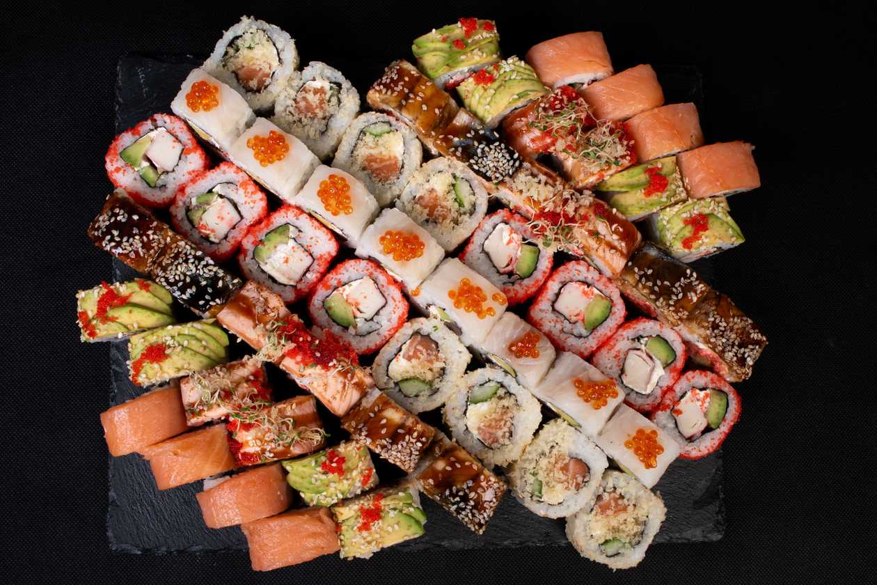6. Set for 7-8 persons