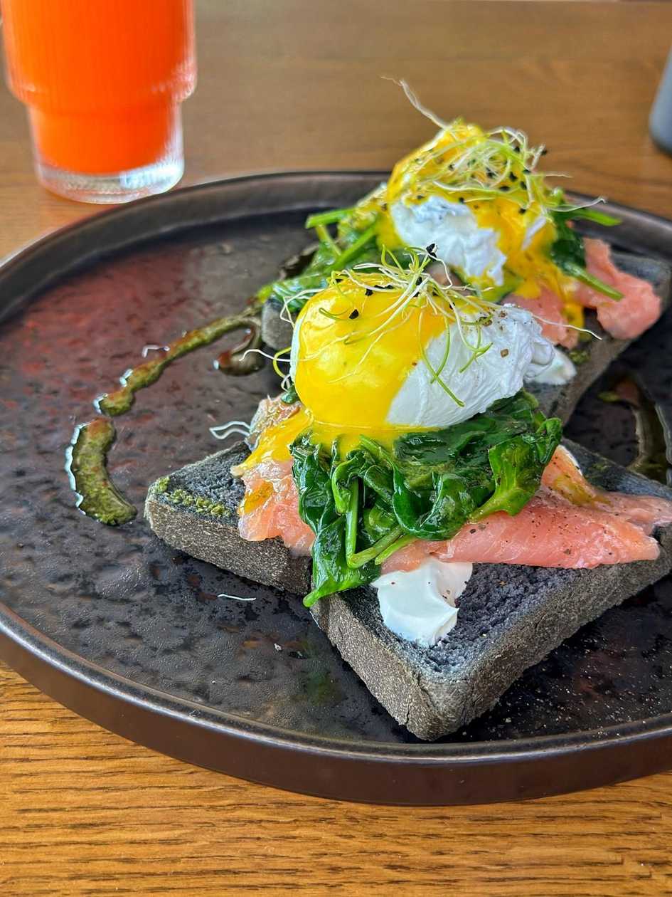 Salmon toast