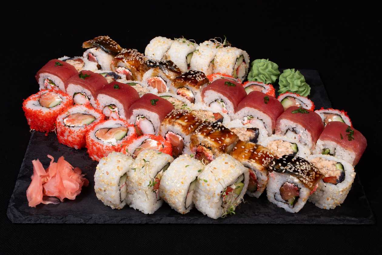 5. Set for 5-6 persons
