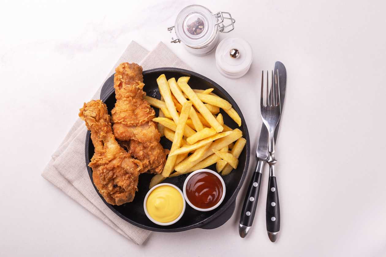 Chicken cracklings and fries