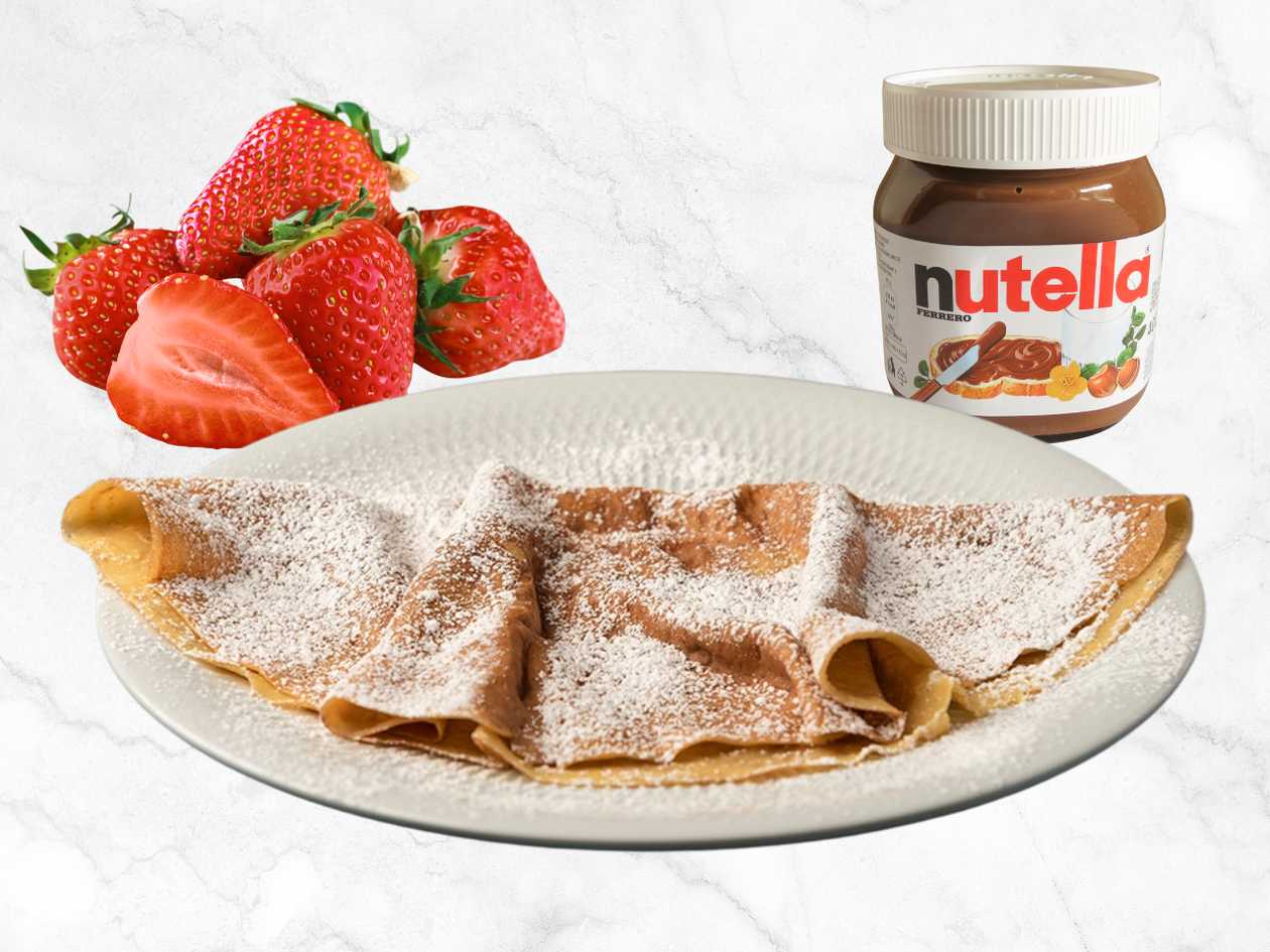 Crepe Strawberries & Nutella