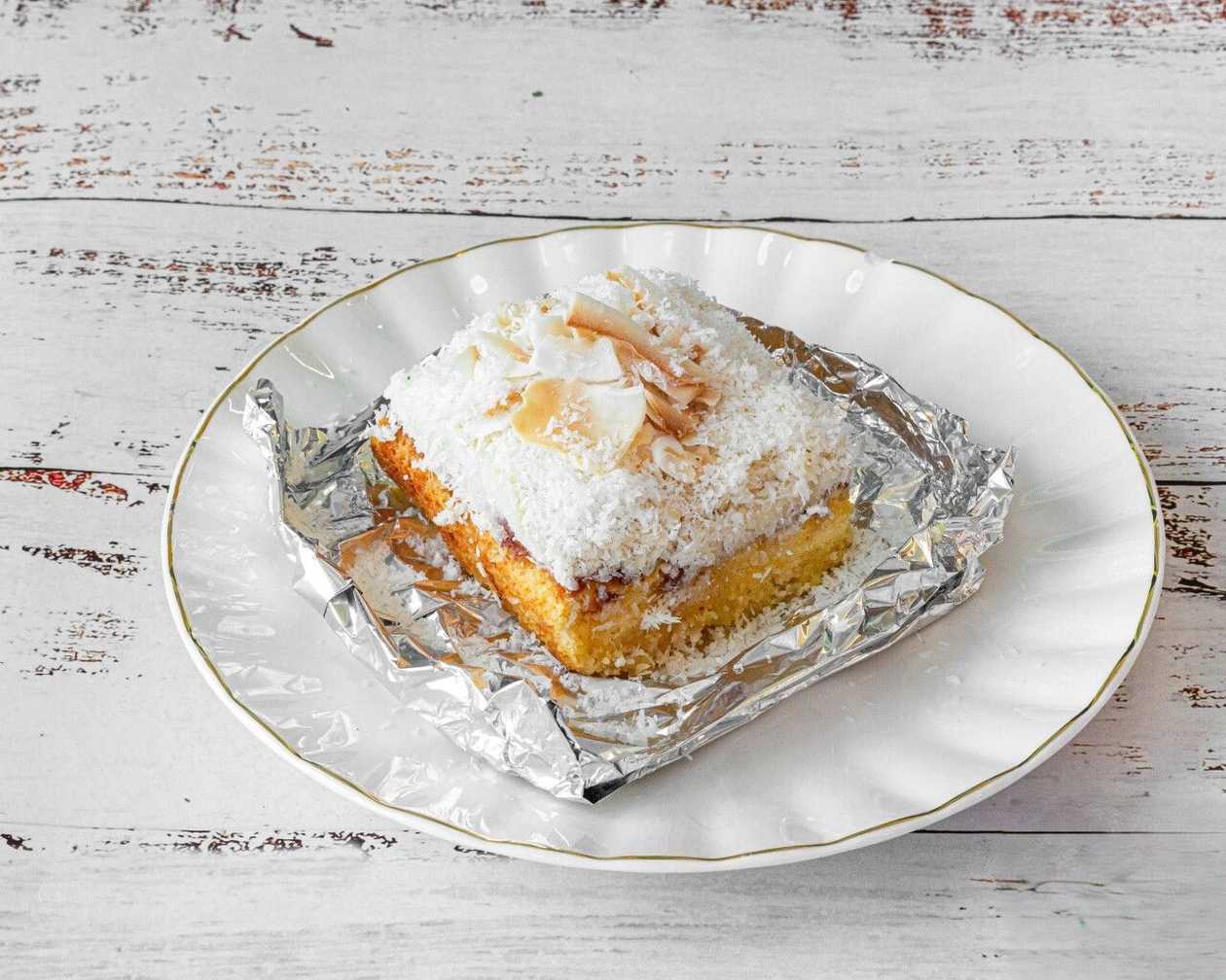 Bolo de Coco Gelado