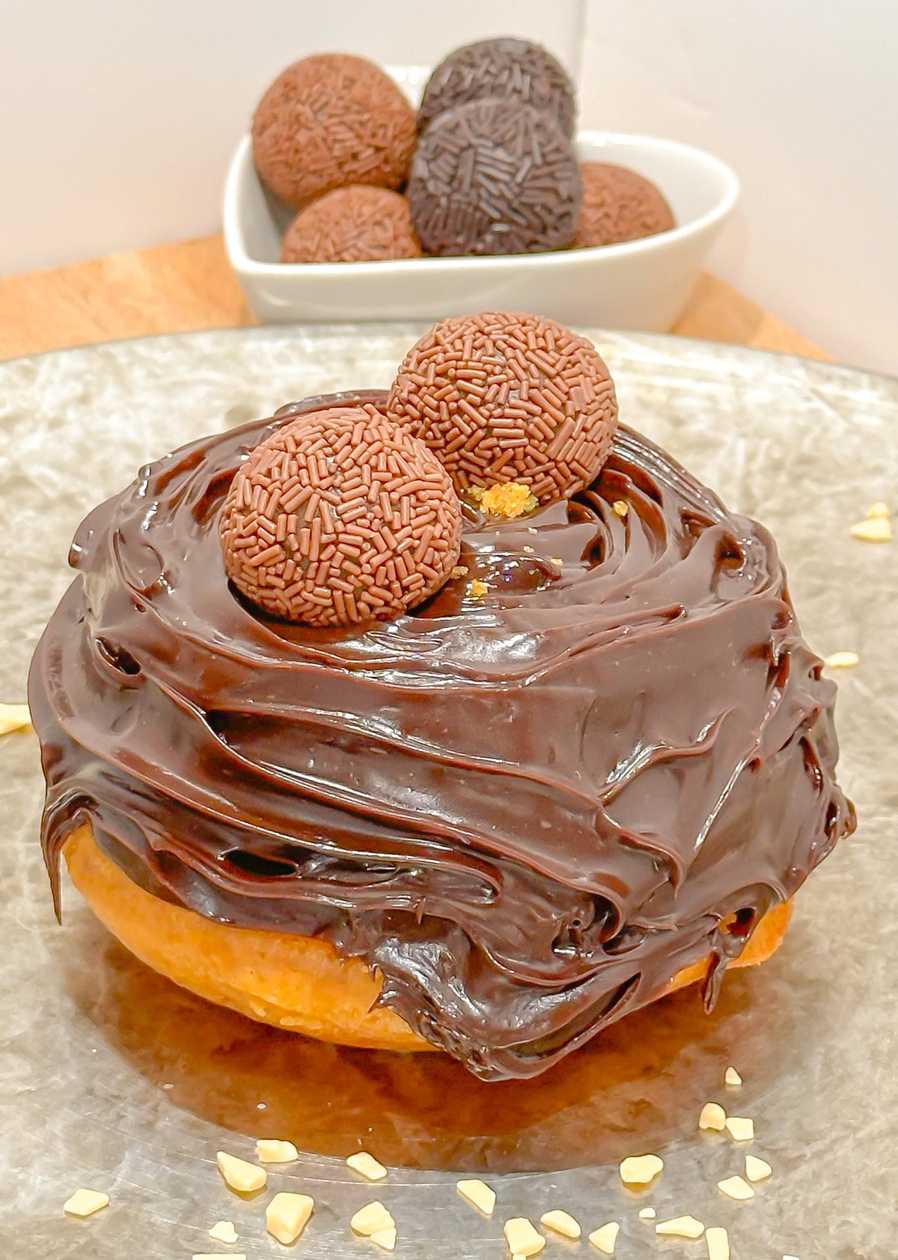 Mini Bolo Vulcão de Cenoura com Chocolate