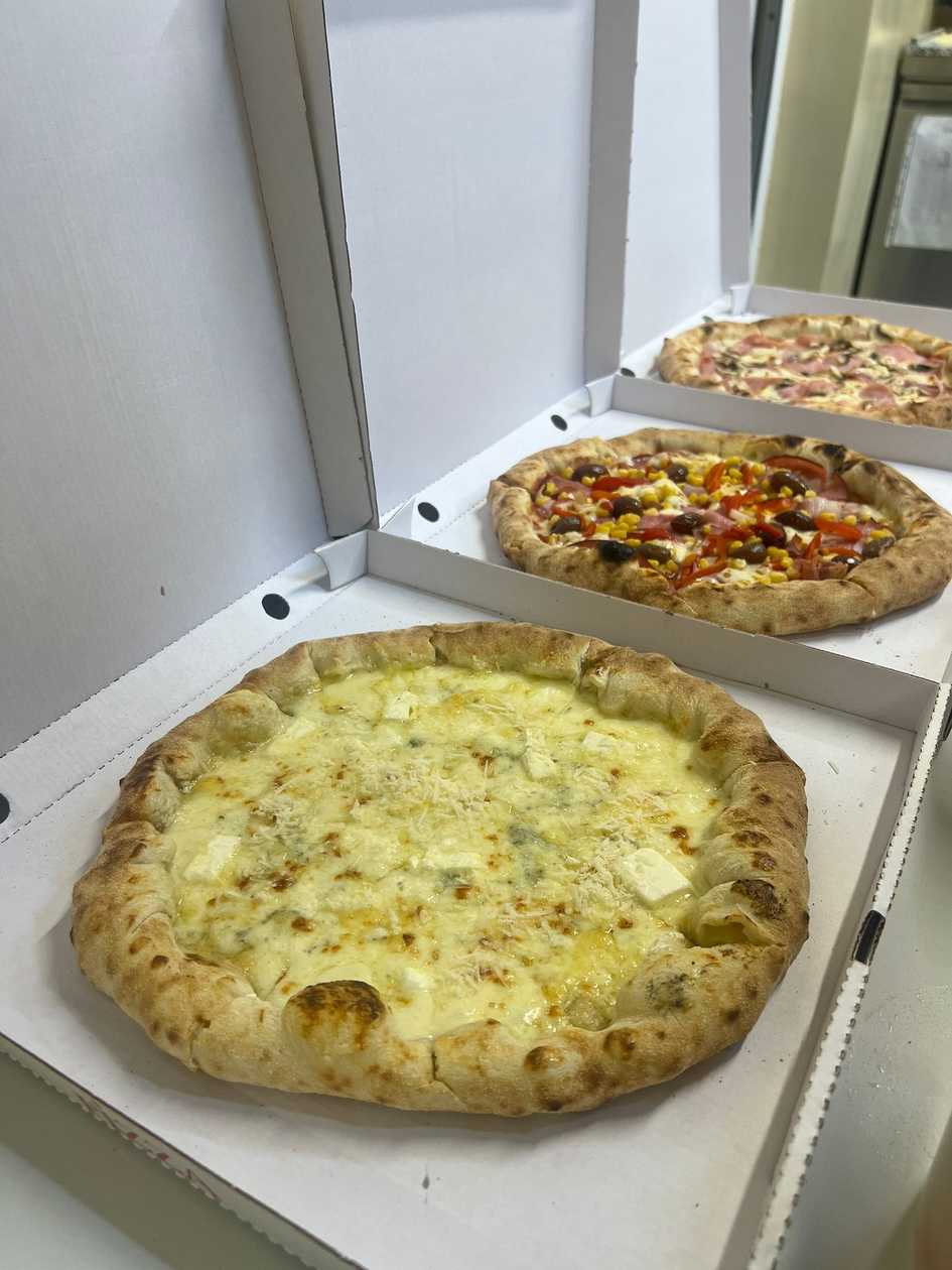 Pizza Cinque Formaggi