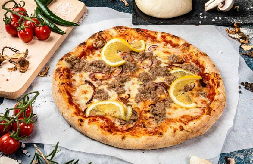 Pizza Tonno