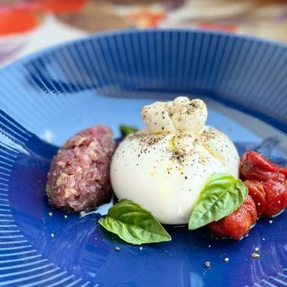 Delicate Burrata with Tomatoes