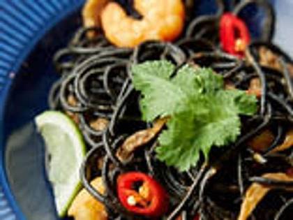 Black Spaghetti with Shrimp in Tom Yum Sauce
