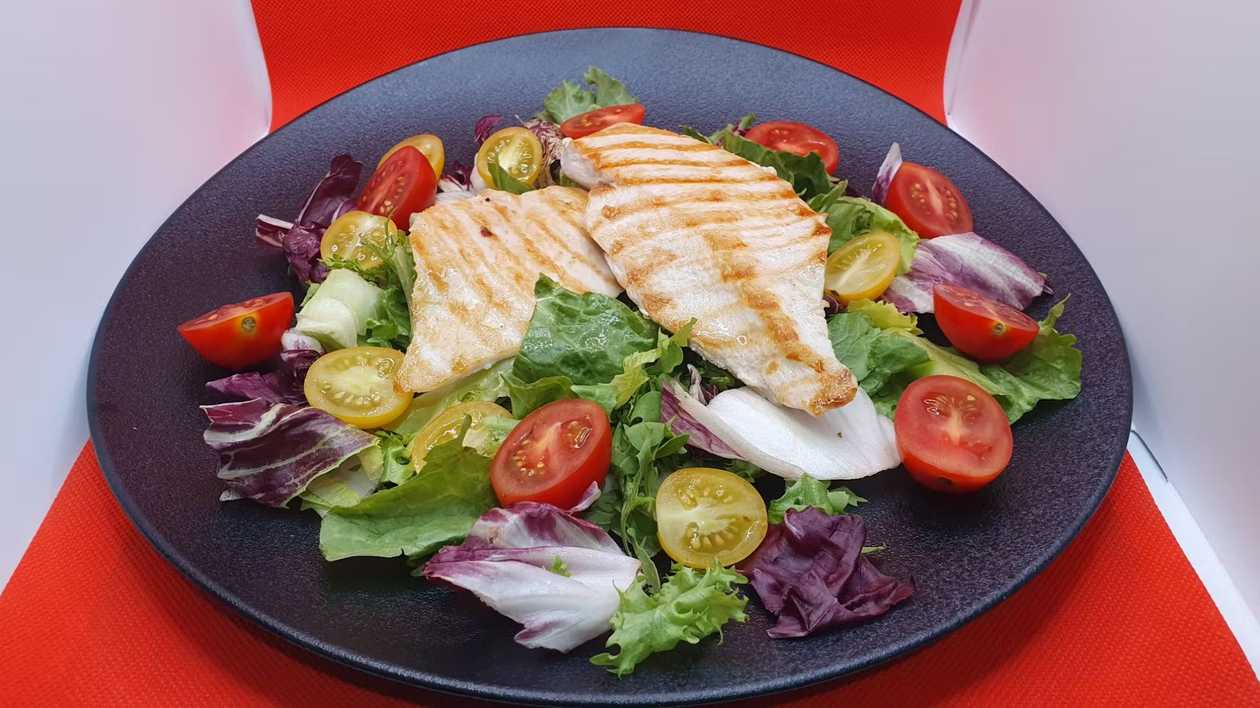 Fit Grillowana Pierś z Kurczaka Caprese