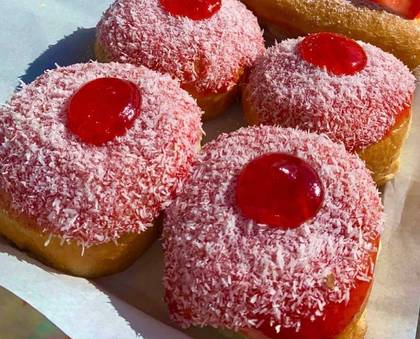 Jamarii doughnut 🩷