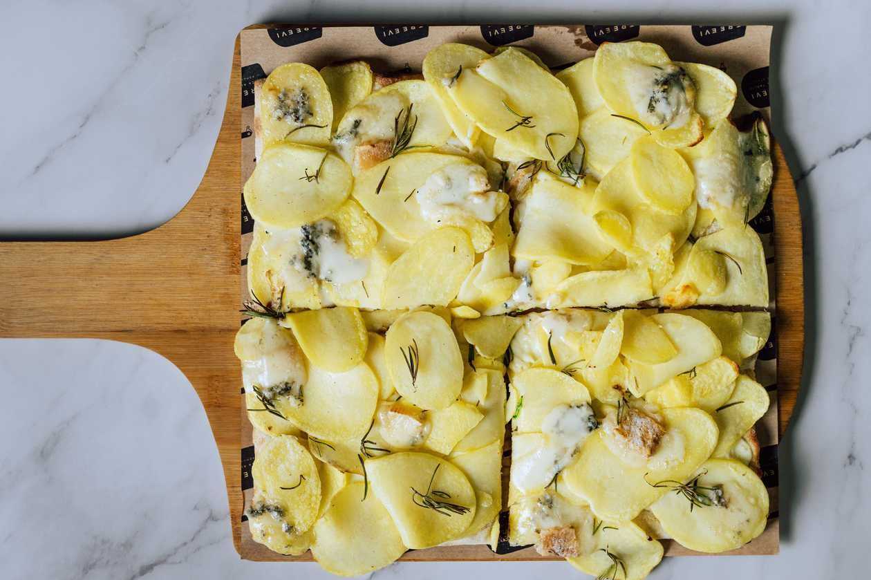 Pizza Patate E Gorgonzola (2 persons)