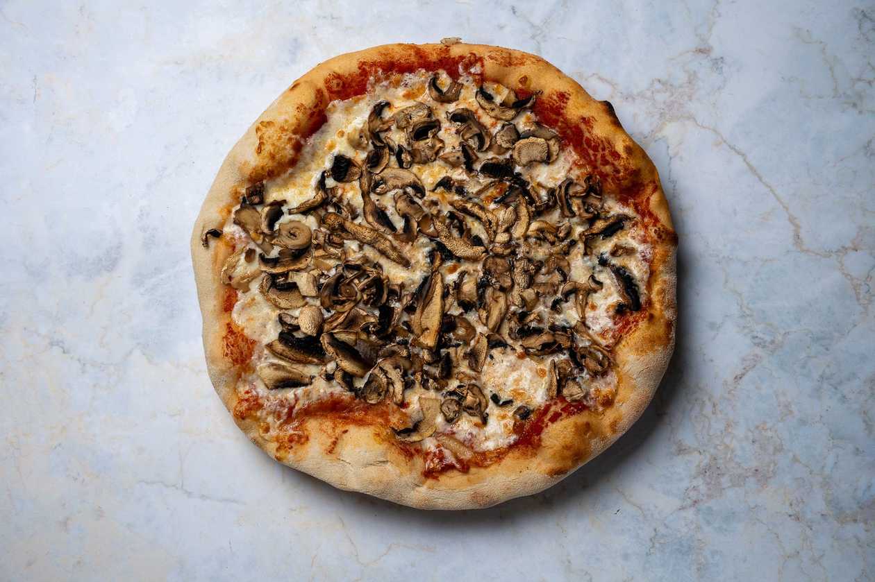 Funghi Pizza